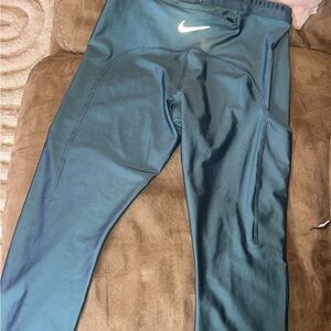 Nike women’s Teal Running Leggings